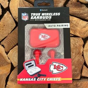 Soar NFL Kansas City Chiefs wireless earbuds BRAND NEW UNOPENED